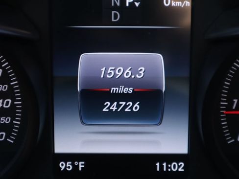 Used 2019 Mercedes-Benz GLC 300 image 20