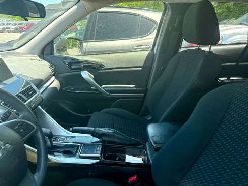 Used 2020 Mitsubishi Eclipse Cross LE AWD/4WD image 10