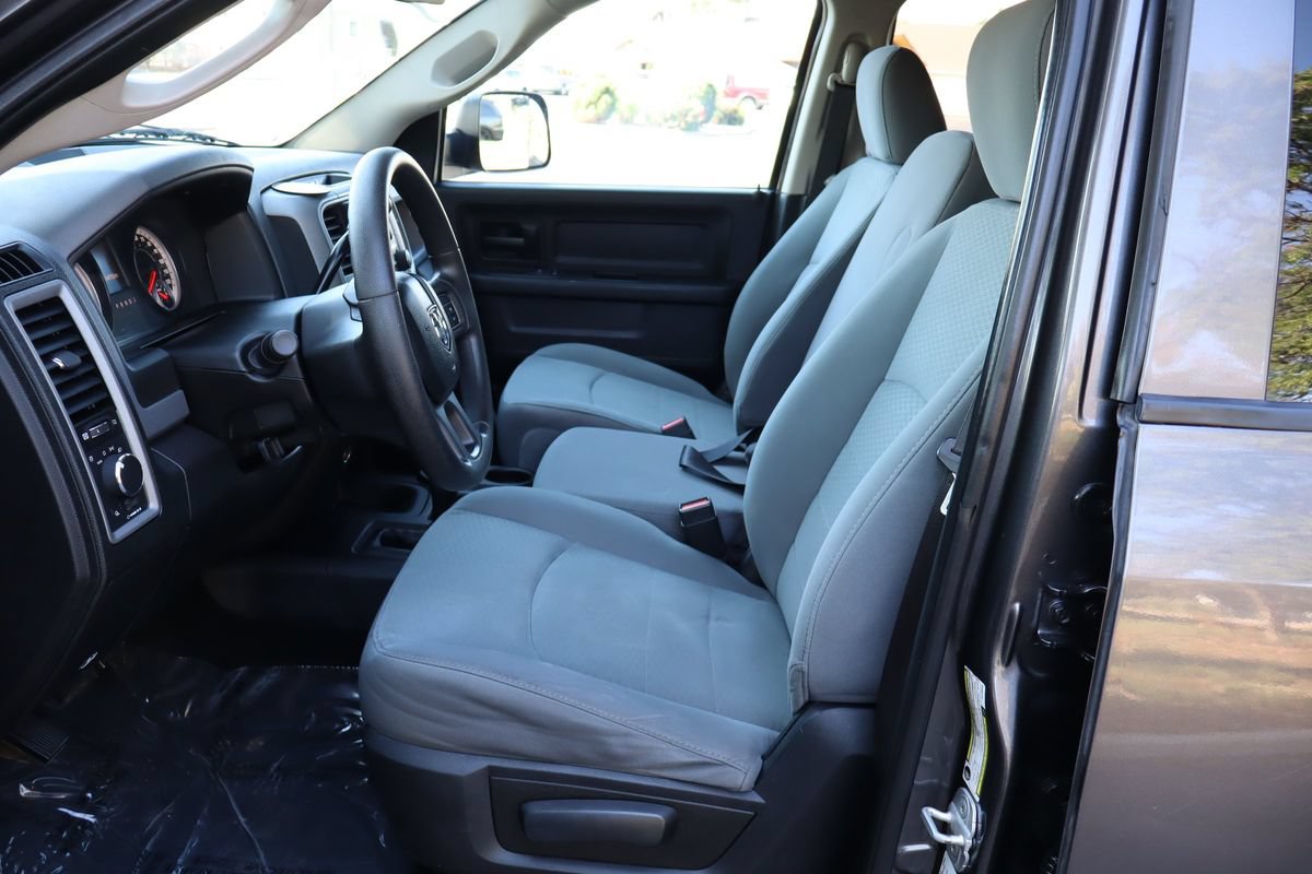 Used 2014 RAM 2500 Tradesman w/ Chrome Appearance Group AWD/4WD image 19