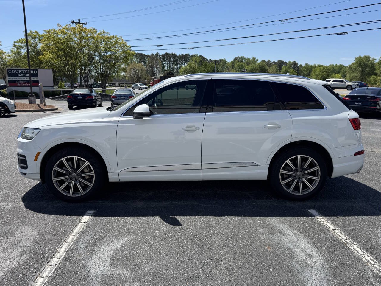 Used 2017 Audi Q7 2.0T Premium Plus w/ Premium Plus Package AWD/4WD image 4