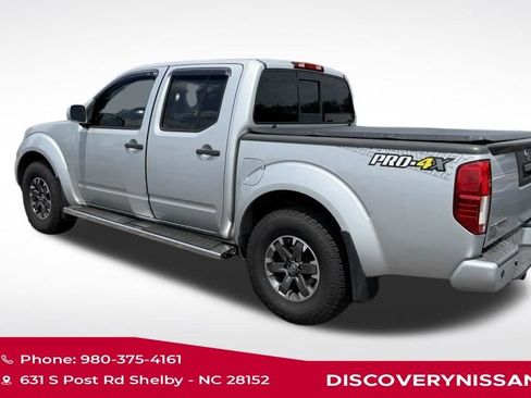 Used 2018 Nissan Frontier PRO-4X AWD/4WD image 4