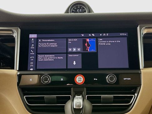 New 2026 Porsche Macan S image 17