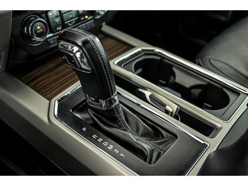 Used 2015 Ford F150 Lariat AWD/4WD image 24