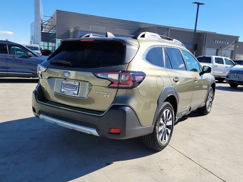 Used 2023 Subaru Outback Limited XT image 3