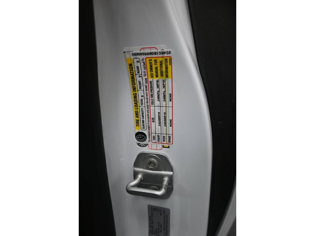 Used 2027 Chrysler Pacifica Select w/ Family Tech Group FWD image 14