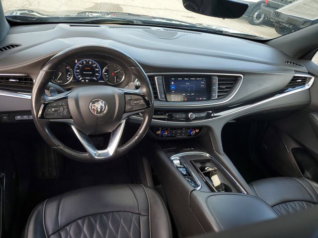 Used 2023 Buick Enclave Avenir w/ Avenir Technology Package FWD image 10