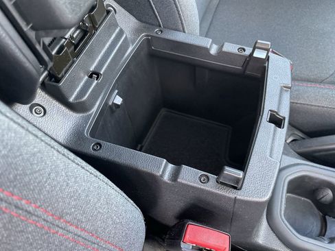 Used 2025 Jeep Wrangler Unlimited Rubicon image 30