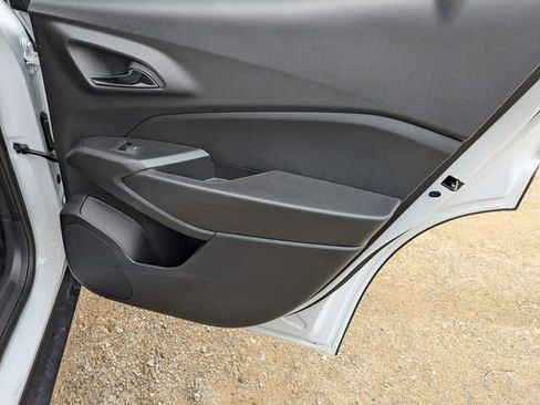 New 2026 Chevrolet Trax ACTIV w/ Sunroof Package image 30