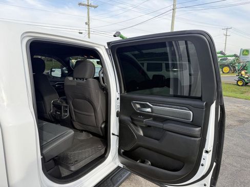 Used 2023 RAM 1500 Big Horn AWD/4WD image 38