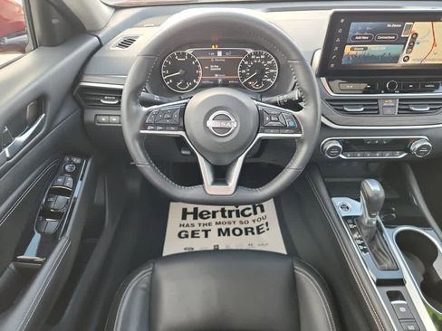 Used 2023 Nissan Altima 2.5 SL image 8