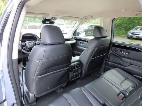 New 2026 Honda Pilot EX-L image 16