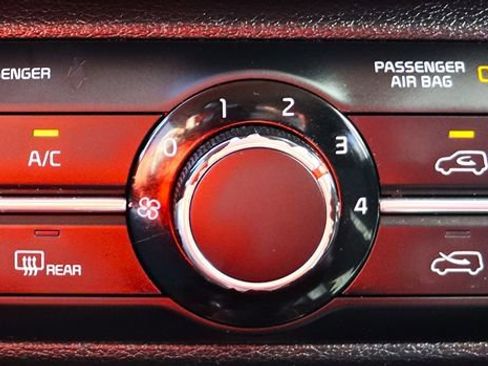 Used 2020 Kia Soul S image 45