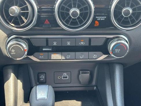 Certified 2025 Nissan Sentra S FWD image 9