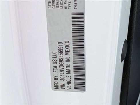 Used 2025 RAM ProMaster 2500 w/ Power Group image 22