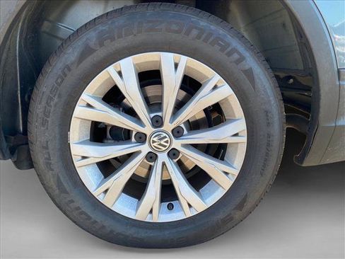 Used 2019 Volkswagen Tiguan S w/ Driver Assistance Package AWD/4WD image 12