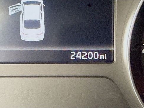 Used 2024 Kia Forte GT-Line image 16