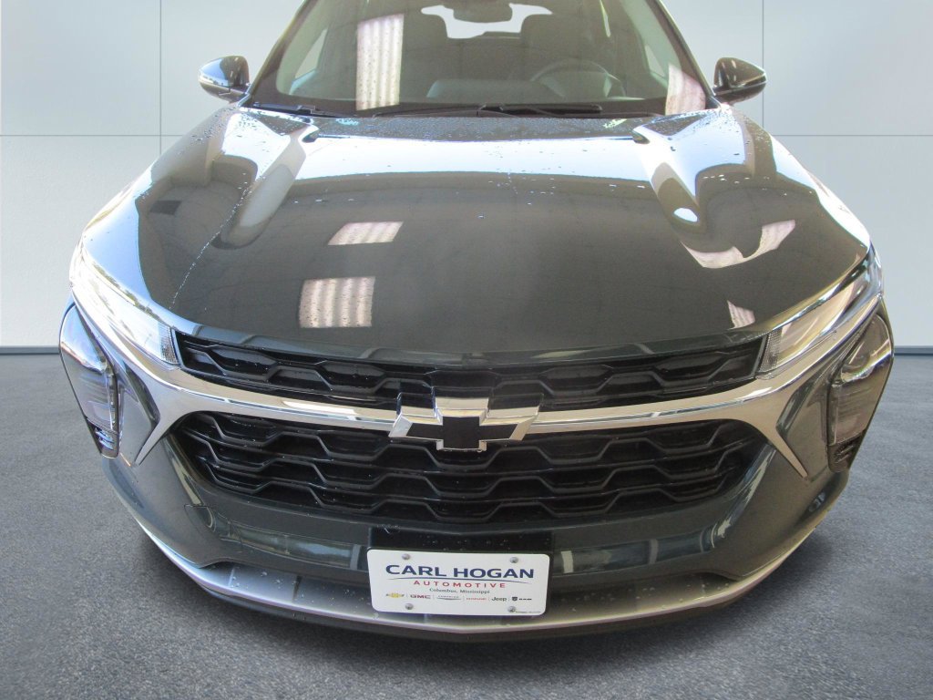 New 2026 Chevrolet Trax LT w/ LT Convenience Package FWD image 23