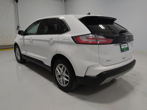 Used 2022 Ford Edge SEL w/ Convenience Package image 5