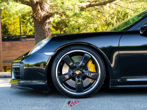 Used 2017 Porsche 911 Turbo S AWD/4WD image 21