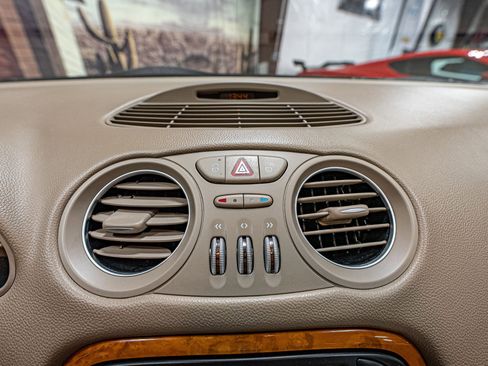 Used 2003 Mercedes-Benz SL 500 image 29
