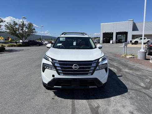 New 2026 Nissan Rogue Platinum w/ Platinum Premium Package image 10