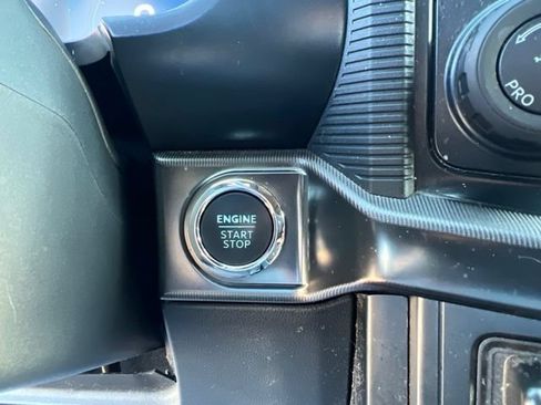 Used 2024 Ford F150 Raptor AWD/4WD image 32