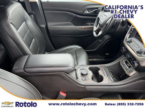 Used 2023 GMC Acadia Denali AWD/4WD image 8
