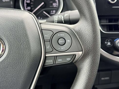 Certified 2022 Toyota Camry LE FWD image 7