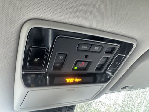 Used 2026 Toyota Grand Highlander AWD image 39