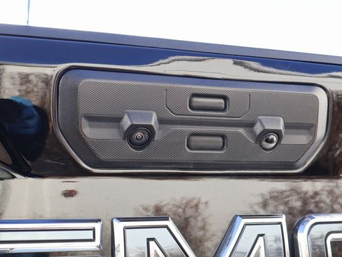 Used 2024 GMC Sierra 2500 Denali Ultimate w/ Max Trailering Package image 28