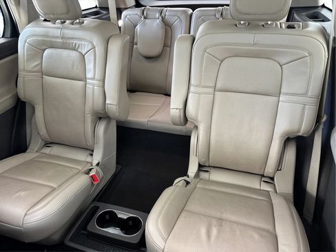Used 2023 Lincoln Aviator Reserve w/ Equipment Group 201A AWD/4WD image 48
