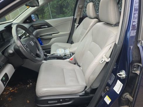 Used 2015 Honda Accord EX-L image 11