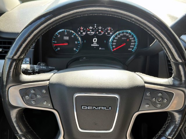 Used 2018 GMC Yukon XL Denali w/ Denali Ultimate Package AWD/4WD image 20