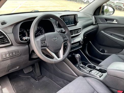 Used 2021 Hyundai Tucson Value FWD image 2