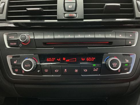 Used 2015 BMW 328i Sedan w/ M Sport RWD image 35
