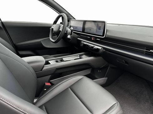 New 2025 Hyundai Ioniq 6 SEL RWD image 15