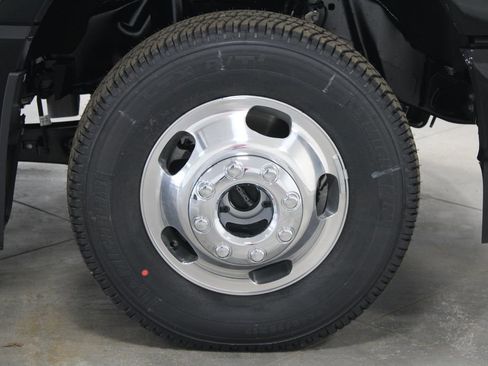 New 2026 Ford F350 4x4 Crew Cab DRW Super Duty image 11