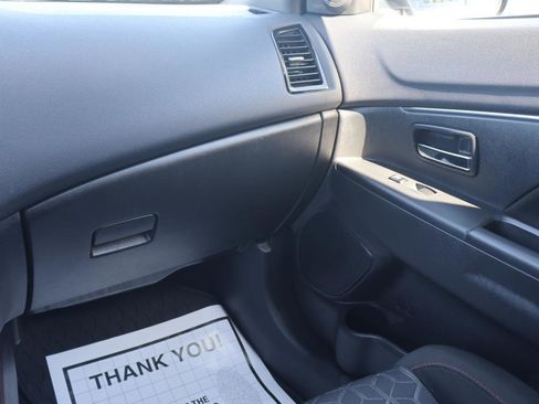 Used 2024 Mitsubishi Outlander Sport AWD image 32