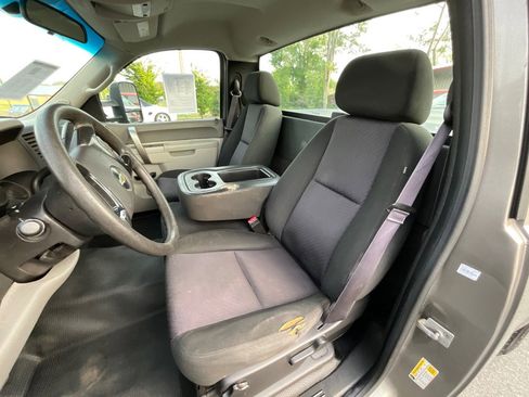 Used 2013 Chevrolet Silverado 1500 W/T w/ LS Package image 21