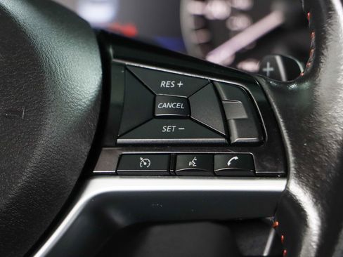 Used 2024 Nissan Altima 2.5 SR image 14