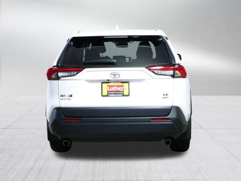 Used 2025 Toyota RAV4 LE AWD/4WD image 6