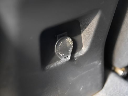 Used 2023 Toyota RAV4 LE image 34