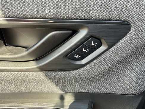 New 2026 Subaru Outback Limited AWD/4WD image 21