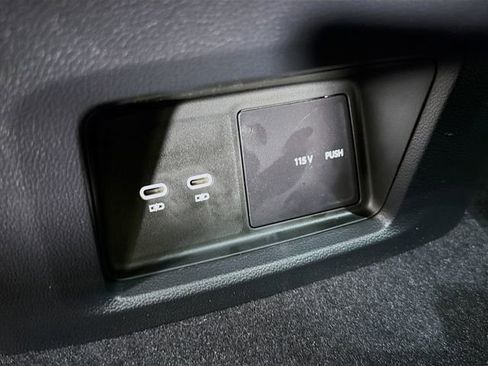 New 2026 Volkswagen Atlas SEL AWD/4WD image 28