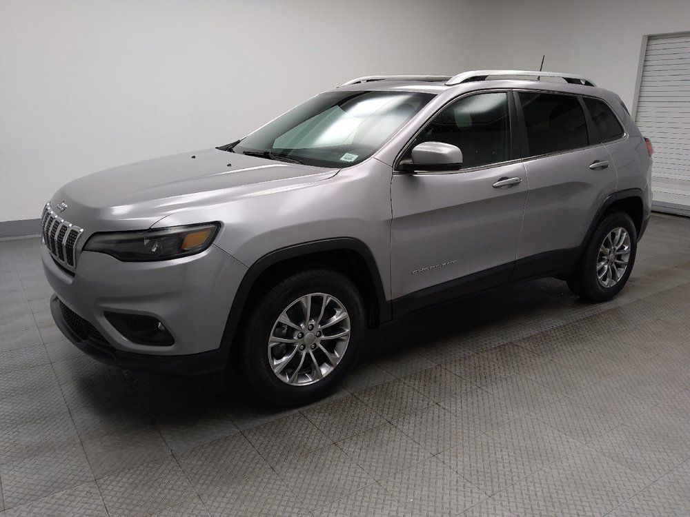 Used 2020 Jeep Cherokee Latitude Plus w/ Comfort/Convenience Group AWD/4WD image 2