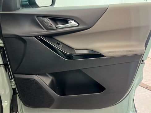 New 2026 Chevrolet Equinox LT w/ Convenience Package II image 24