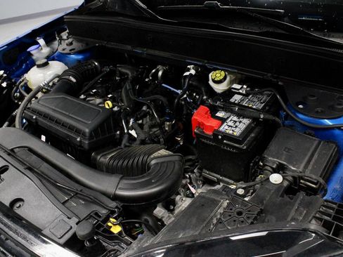 Certified 2025 Ford Bronco Sport Outer Banks w/ Outer Banks Tech Package+ AWD/4WD image 19