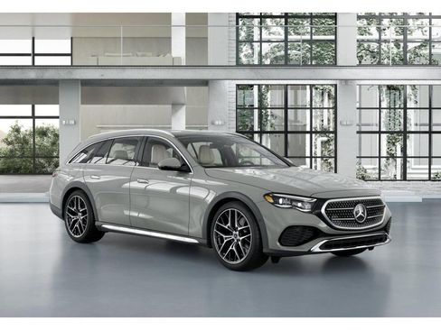 New 2026 Mercedes-Benz E 450 4MATIC All-Terrain Wagon image 11