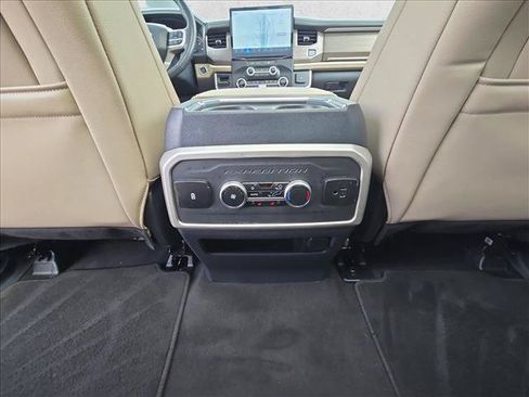 Used 2024 Ford Expedition Max Limited RWD image 18