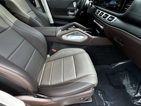 Certified 2023 Mercedes-Benz GLS 450 4MATIC image 15